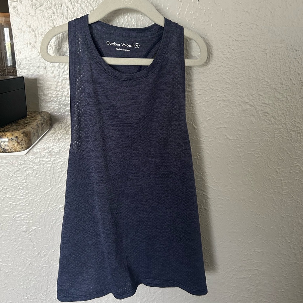 Outdoor Voices Ecomesh Tank 💙